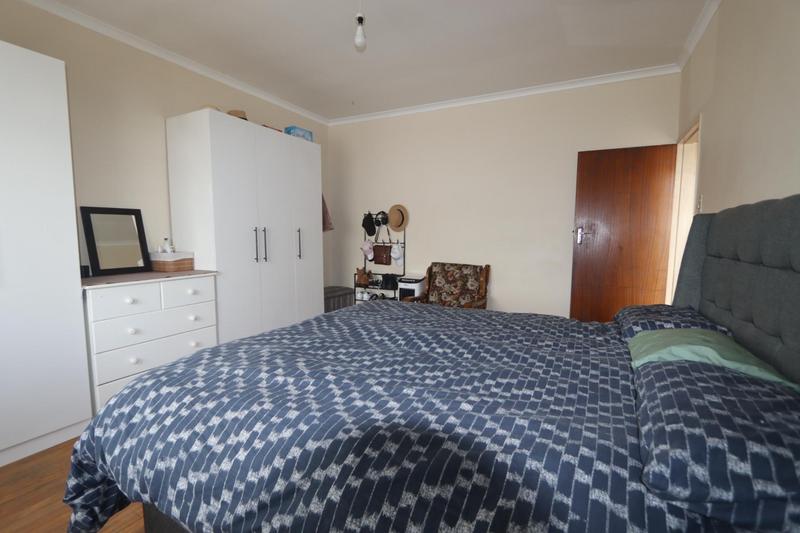 To Let 4 Bedroom Property for Rent in Gatesville Western Cape